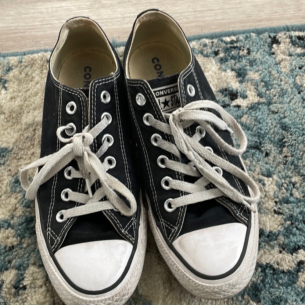 black converse
